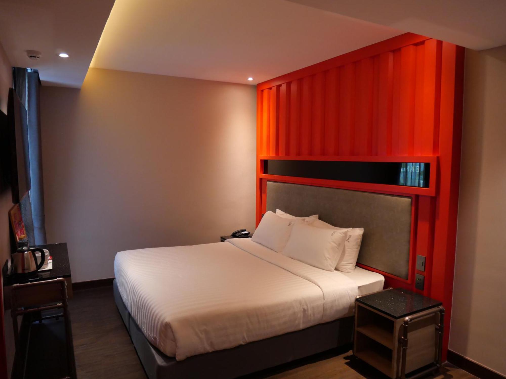 T2 The Portal Sukhumvit Hotel Bangkok Bagian luar foto