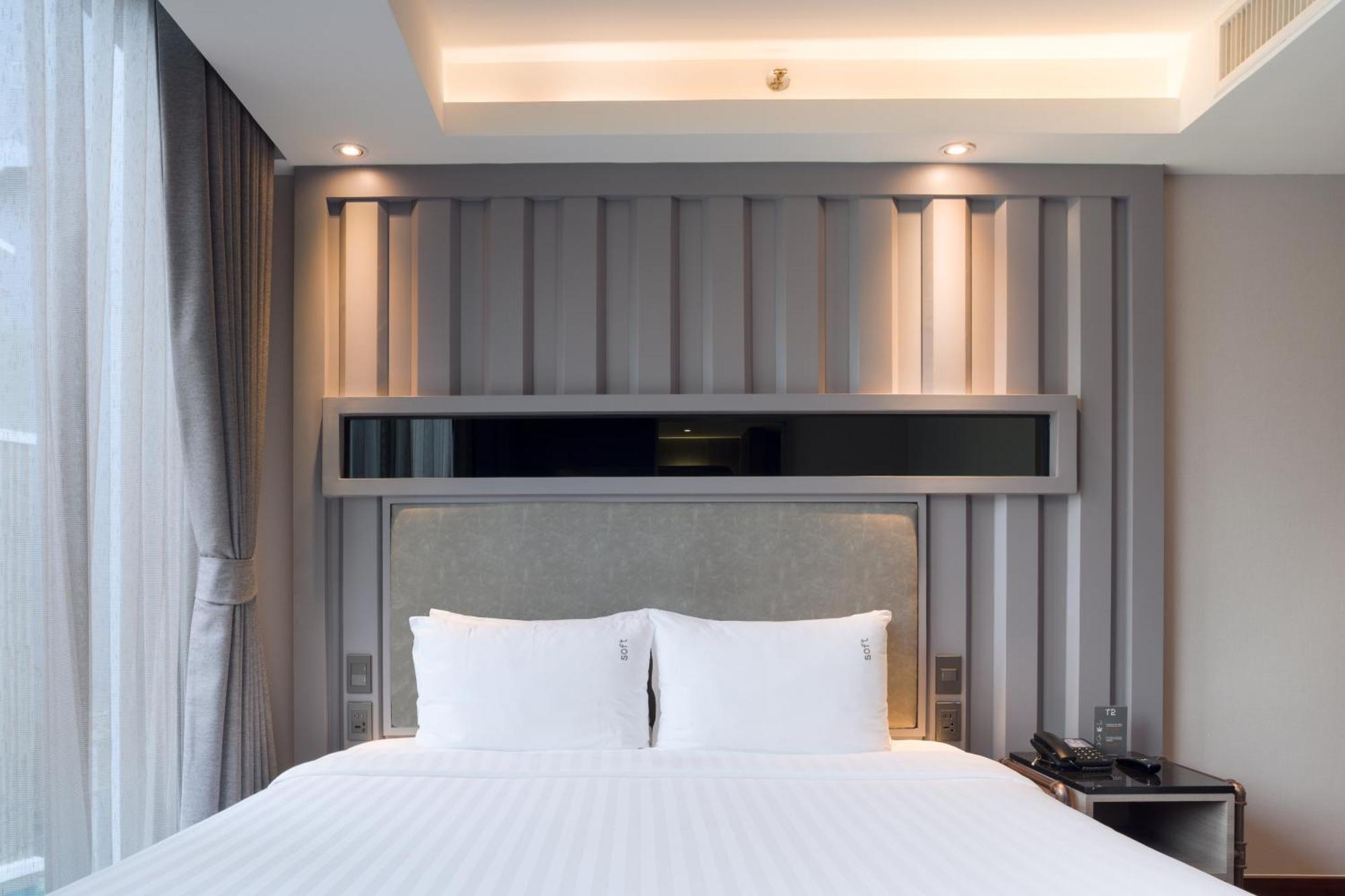 T2 The Portal Sukhumvit Hotel Bangkok Bagian luar foto