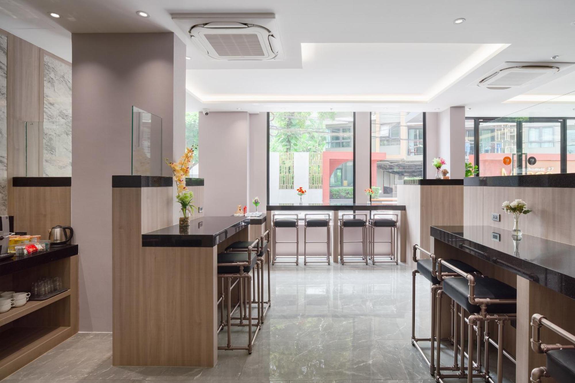 T2 The Portal Sukhumvit Hotel Bangkok Bagian luar foto