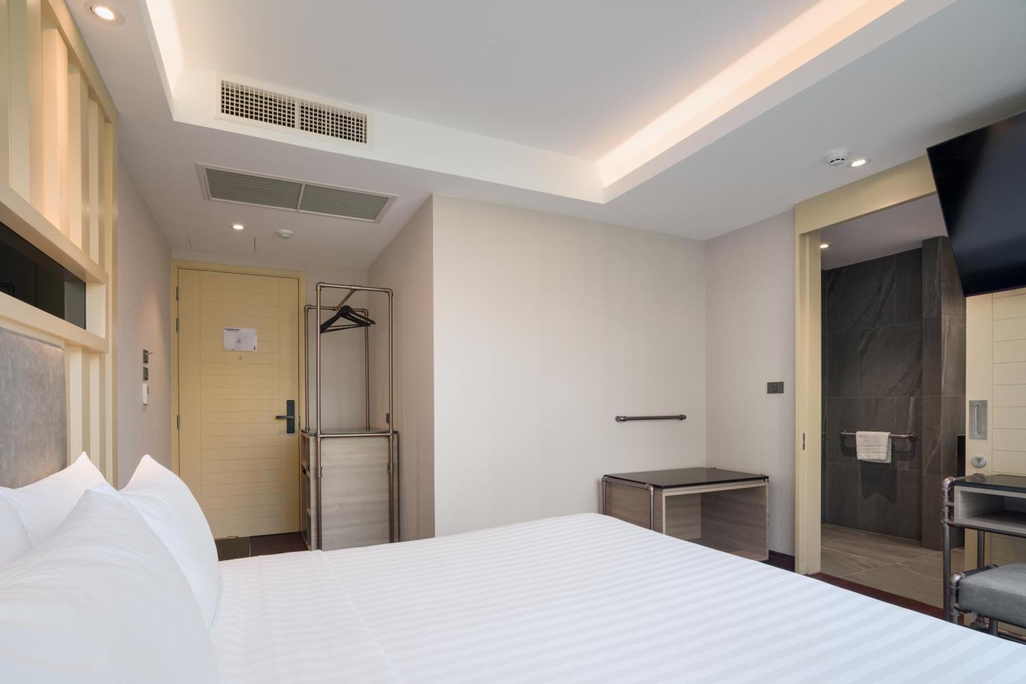 T2 The Portal Sukhumvit Hotel Bangkok Bagian luar foto