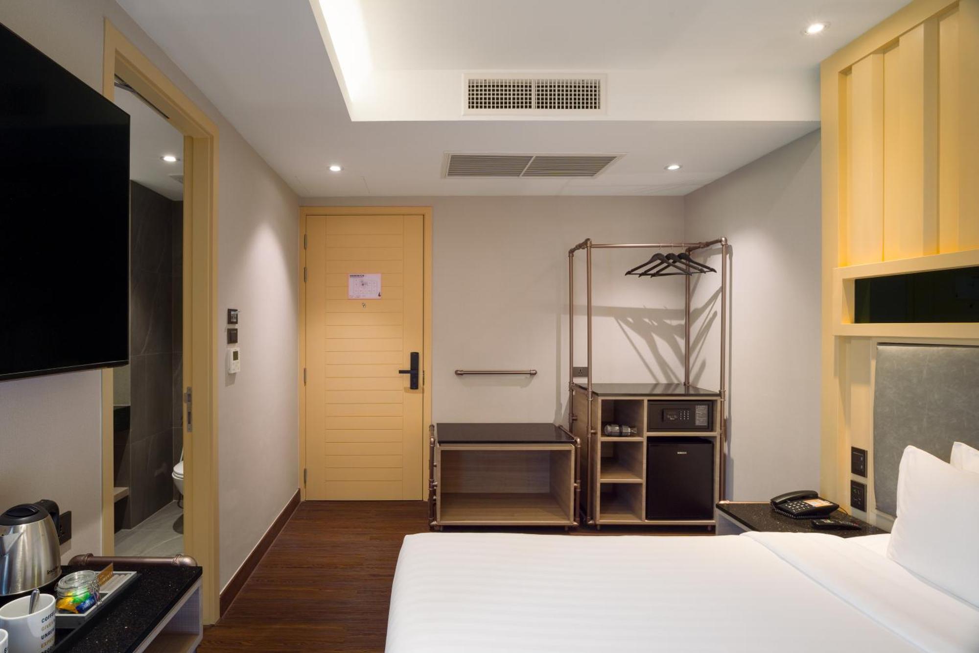 T2 The Portal Sukhumvit Hotel Bangkok Bagian luar foto