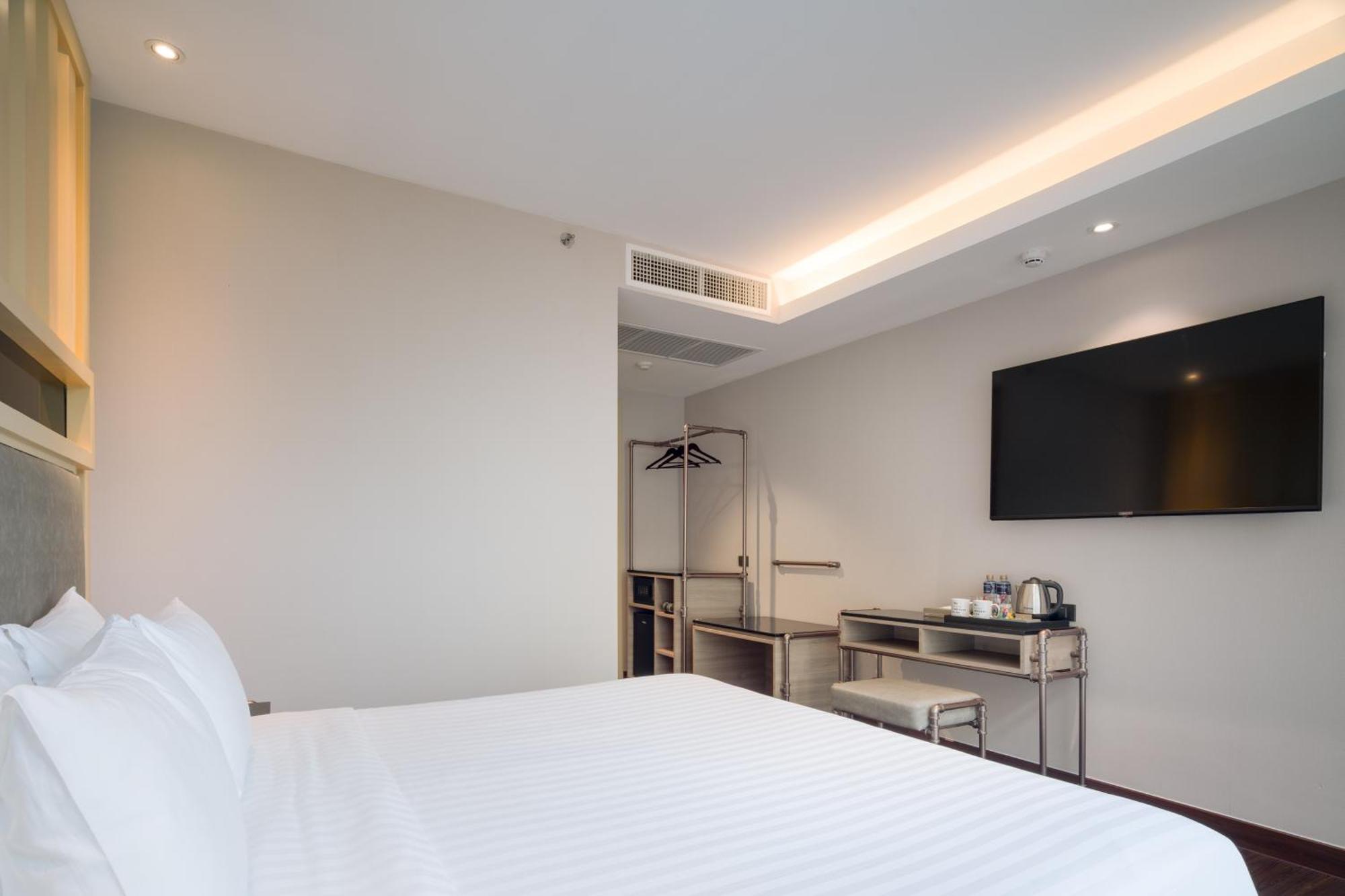 T2 The Portal Sukhumvit Hotel Bangkok Bagian luar foto